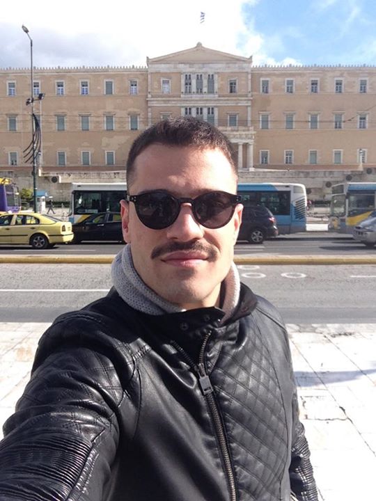 Η selfie του Κωνσταντίνου Αργυρού λίγο πριν μπει φαντάρος! (photo)