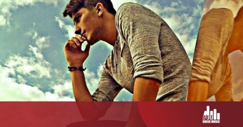 Ο Γιάννης Ξανθόπουλος τραγουδά Αντώνη Ρέμο