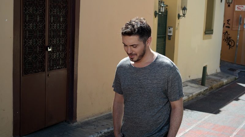 Νέο βίντεο κλιπ για τον Μιχάλη Χατζηγιάννη